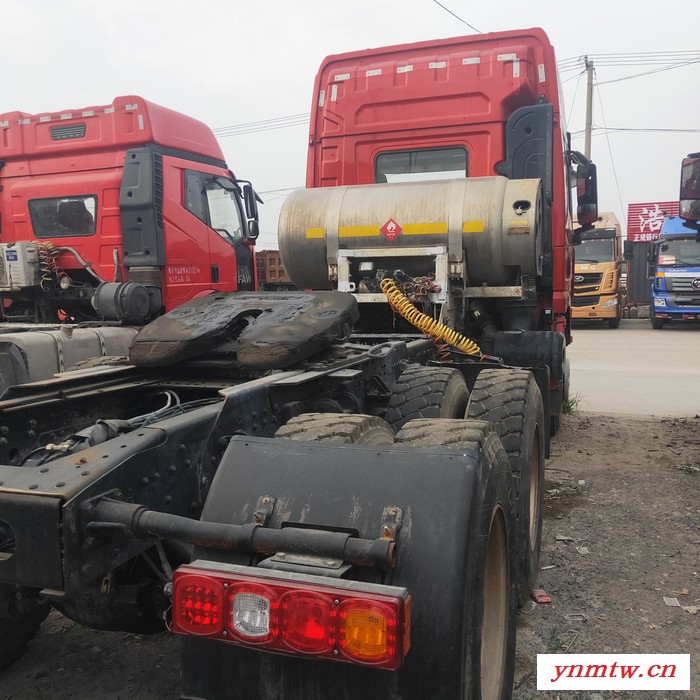 矿用牵引车 厂区转运牵引平板拖车 货车牵引车图6