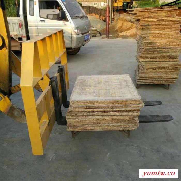 徐州悍恒机械 装载机叉车 装载机改装抱叉叉车 936合众装载机改叉车 山工装载机叉车 装载机可以开叉车图1