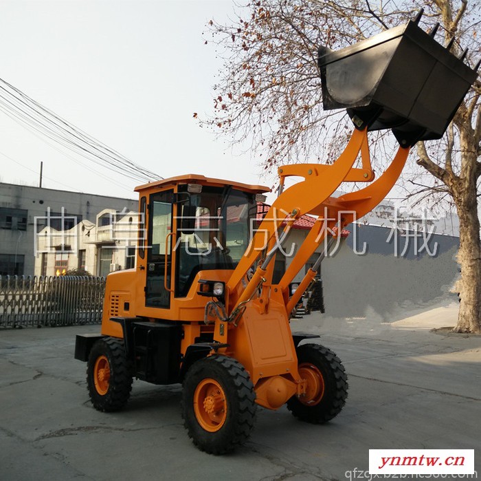 山东志成小型装载机 四轮驱动铲车 1吨工地小型轮式铲车图7