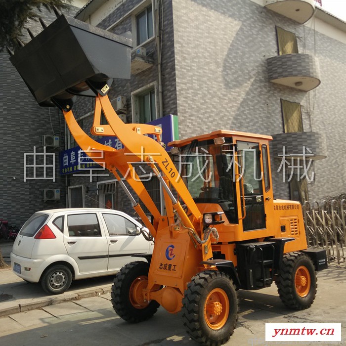 山东志成小型装载机 四轮驱动铲车 1吨工地小型轮式铲车图4