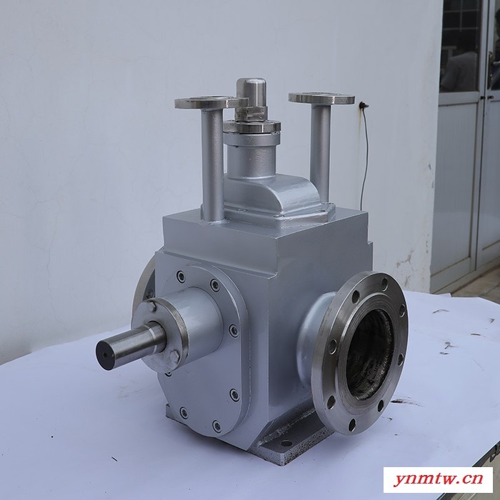 工业萘输送泵RCB-12/0.36流量:12m3/h,压力:0.36Mpa口径:50,配电机:Y132M-6图5