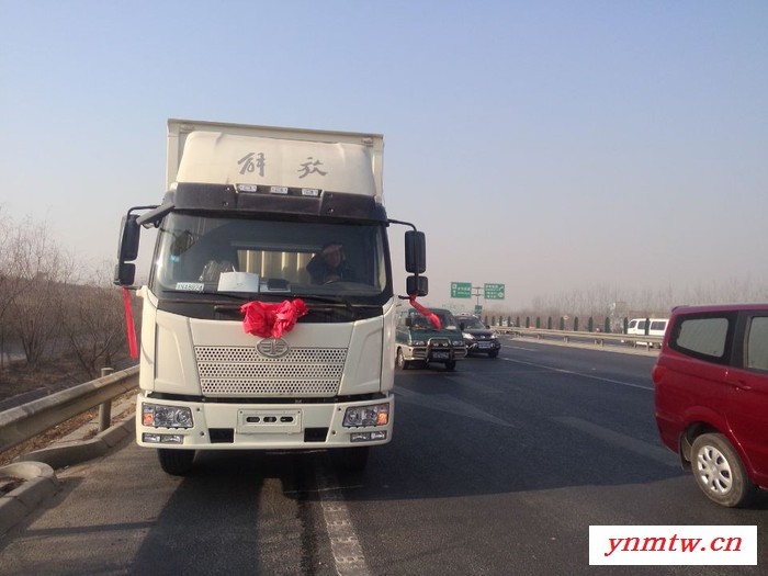 一汽解放J6L6.8米载货车 优惠促销  车价优惠一万 解放卡车图3