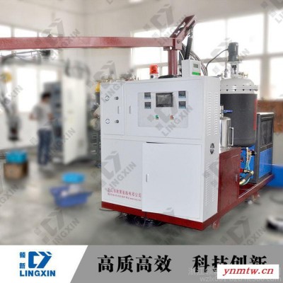 领新PU聚氨酯卡车坐垫发泡机，卡车坐垫发泡机械