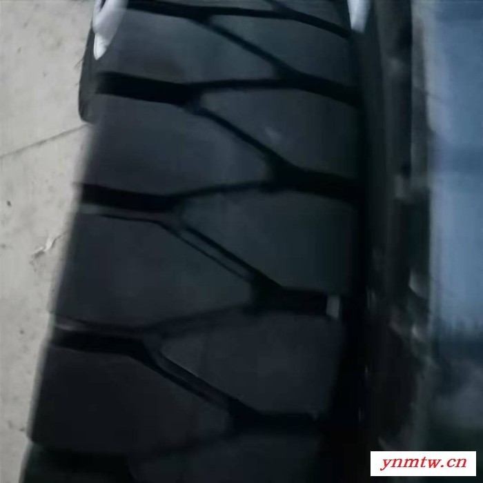 1200-20实心胎 货车轮胎 卡车轮胎 实心轮胎 1200R20矿山轮胎图2