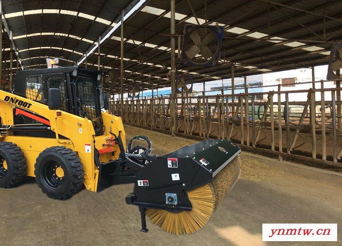 厂家 苏州昂弗特  T65型滑移装载机 推土车图5