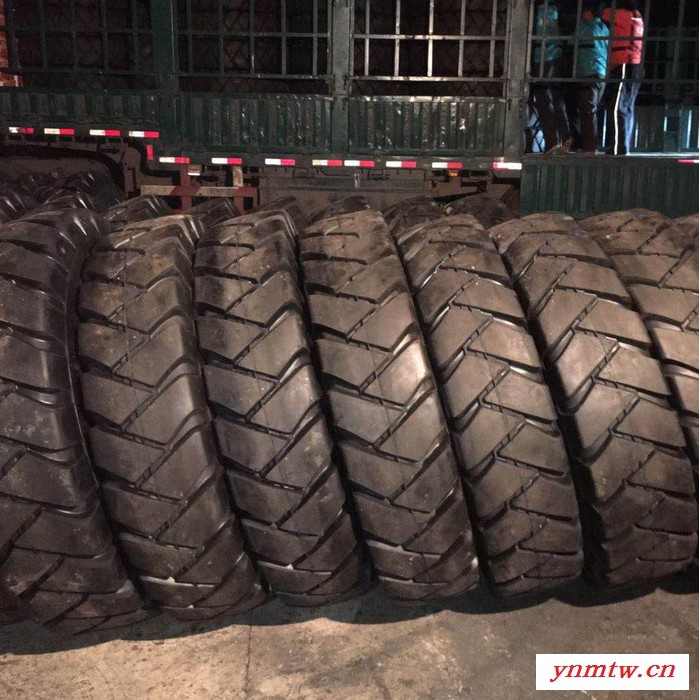 1200R20 货车轮胎 卡车轮胎 KPSEN **