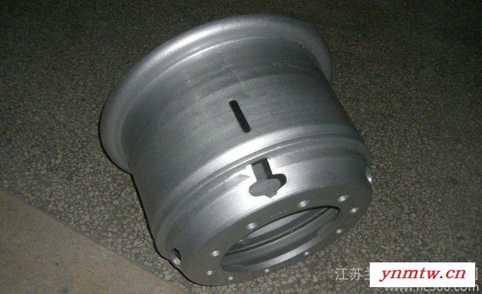 工厂钢圈直销 20.0-10.0 有内胎卡车轮毂图2