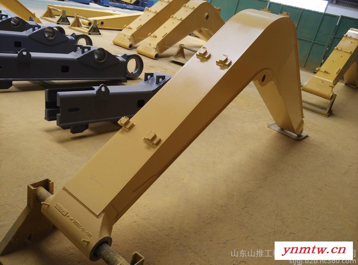 山推挖掘机配件 KOMATSU PC70-8动臂图2
