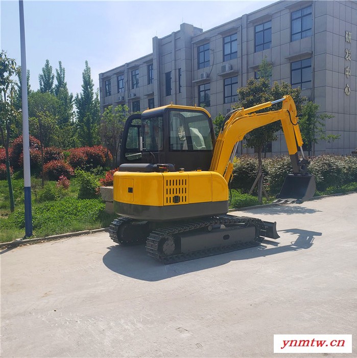 中路 35型挖掘机 小型挖掘机 挖掘机厂家 面议图3