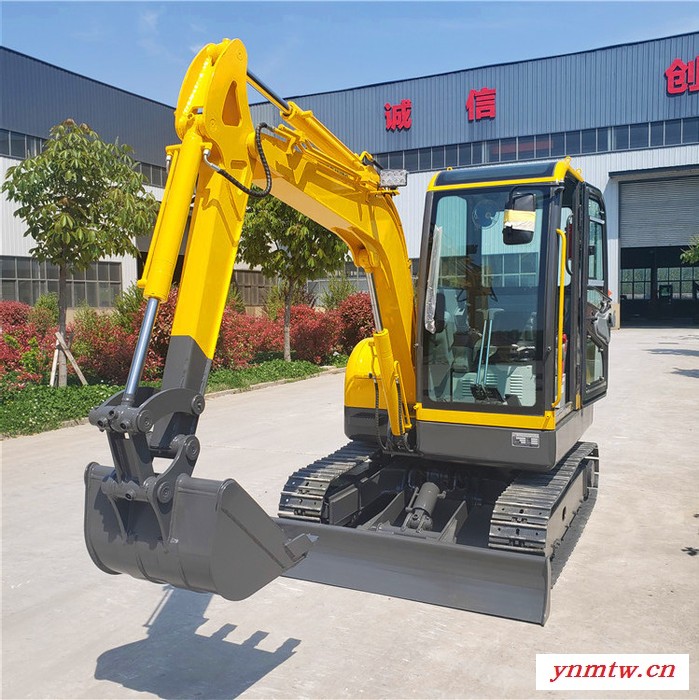 中路 35型挖掘机 小型挖掘机 挖掘机厂家 面议图1