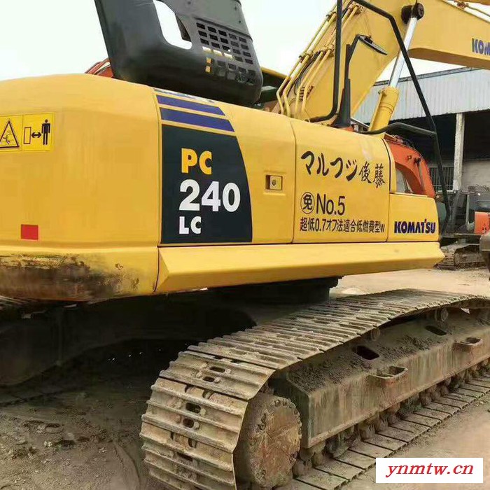 二手挖掘机交易市场 江苏昆山二手挖掘机市场图8
