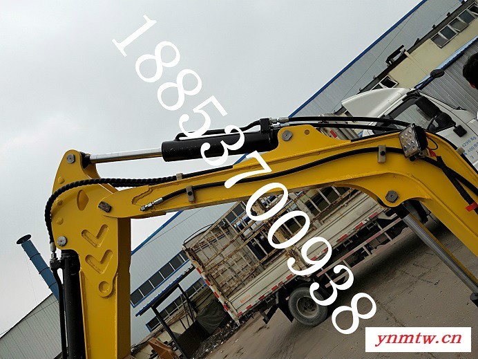 斯优特 SYT-1.6小型挖掘机  ** 具备挖掘 破碎 钻孔 推土等多种功能的迷你挖掘机图6