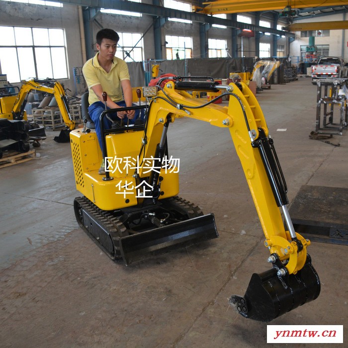 欧科混凝土路面破碎小型挖掘机 农用多功能履带式液压小挖机图7