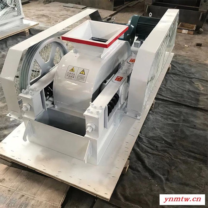 富德2PG-900*500玻璃对辊破碎机制沙破碎机建筑垃圾对辊破新型煤炭对辊式破碎机图5