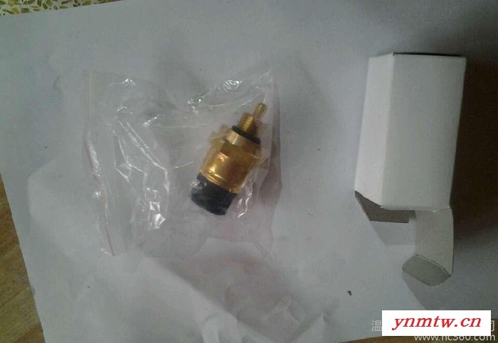 卡车传感器 ，卡车油压传感器图3