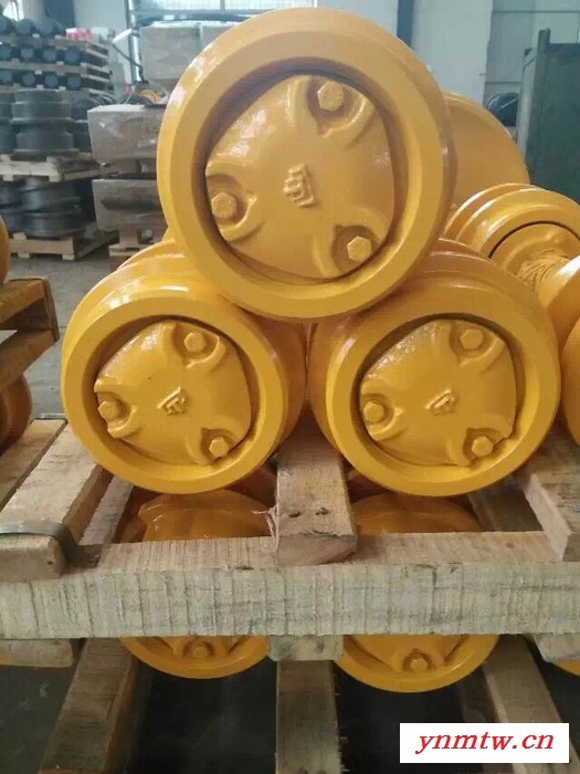 工程机械 推土机 底盘配件 底盘四轮图3