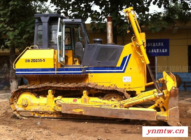 中联重科 ZD160-3 推土机图5