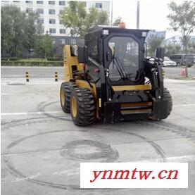 供应FH富华 FH-740清雪车 滑移多功能清雪车 滑移装载机厂家批发 环卫清雪车 滑移装载机图8