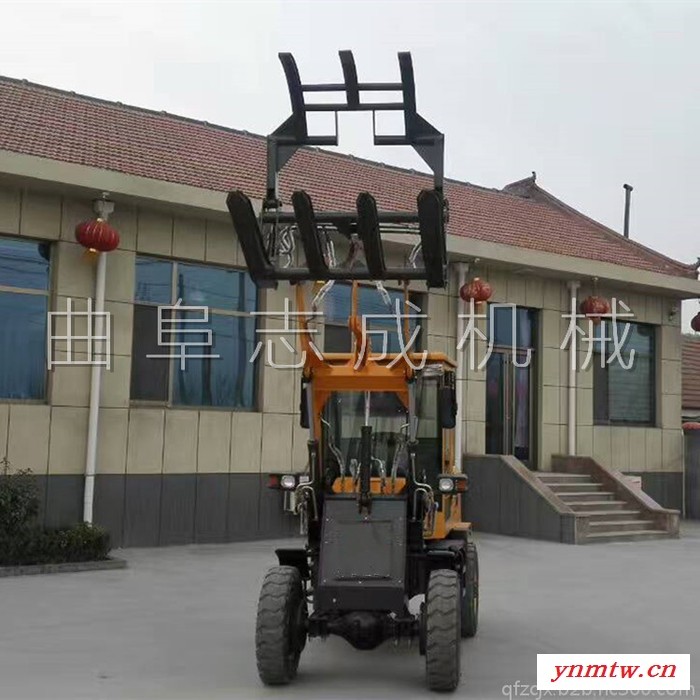 生产建筑工程装载机10型四驱轮式装载机山东农用小铲车直销图8
