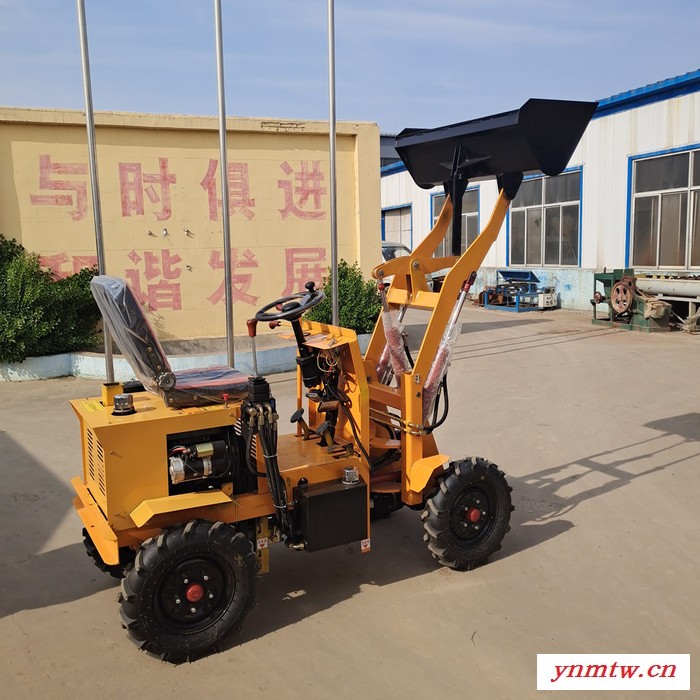 冠发小型四驱装载机 养殖场小铲车 四驱装载机 工地四驱铲车 小型装载机图2