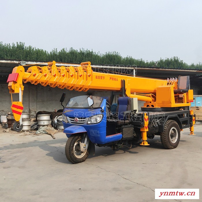 农房砂石吊装起重机 5吨三轮吊车 园林绿化三马子起重机图8