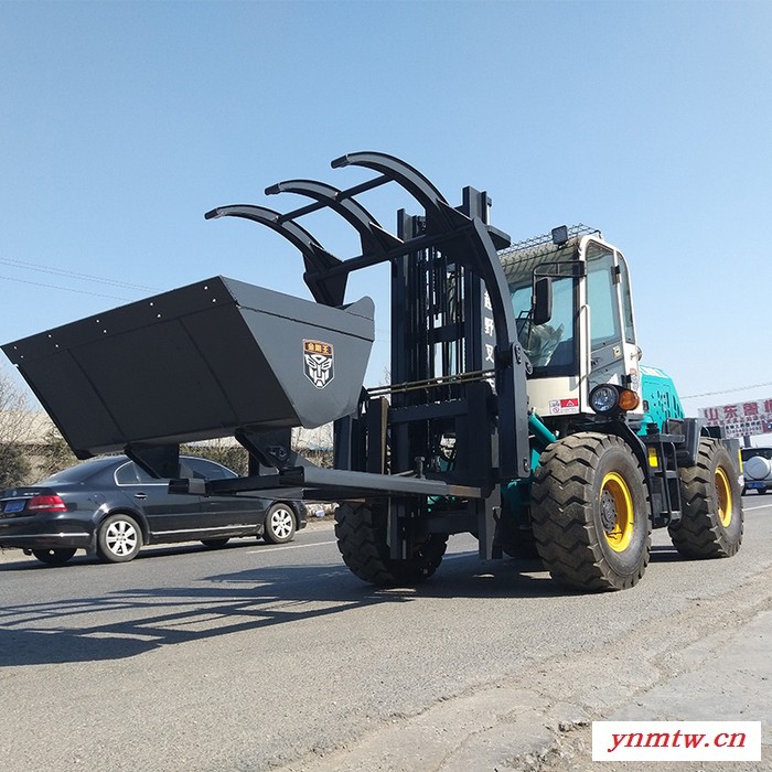 凯临重工2吨 四驱越野叉车 日照越野叉车 四驱越野叉车厂家图2