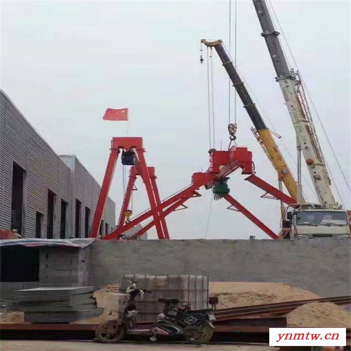 鲁成  厂家销售5~50吨门式起重机 定制各种吨位起重机图6