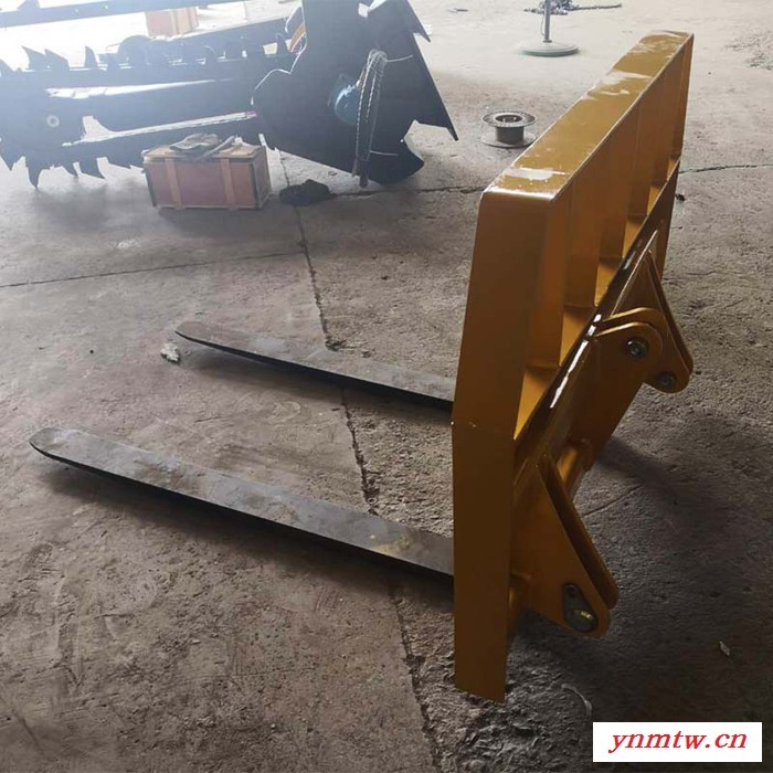 徐州悍恒机械 装载机叉车 装载机式叉车图片大全 装载机当叉车好用吗 装载机 叉车 两用 济南市装载机改装叉车图3