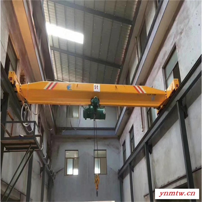 山东厂家制作 自重轻仓库用单梁起重机 50T 15T 20T电动悬挂起重机图6