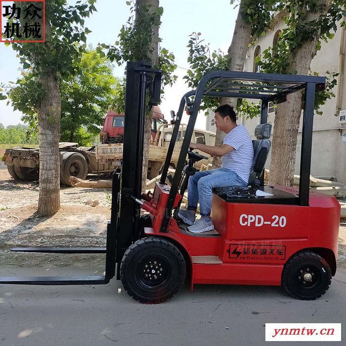 功众GZ20新能源电动叉车 座驾式电动叉车锻打货叉图3