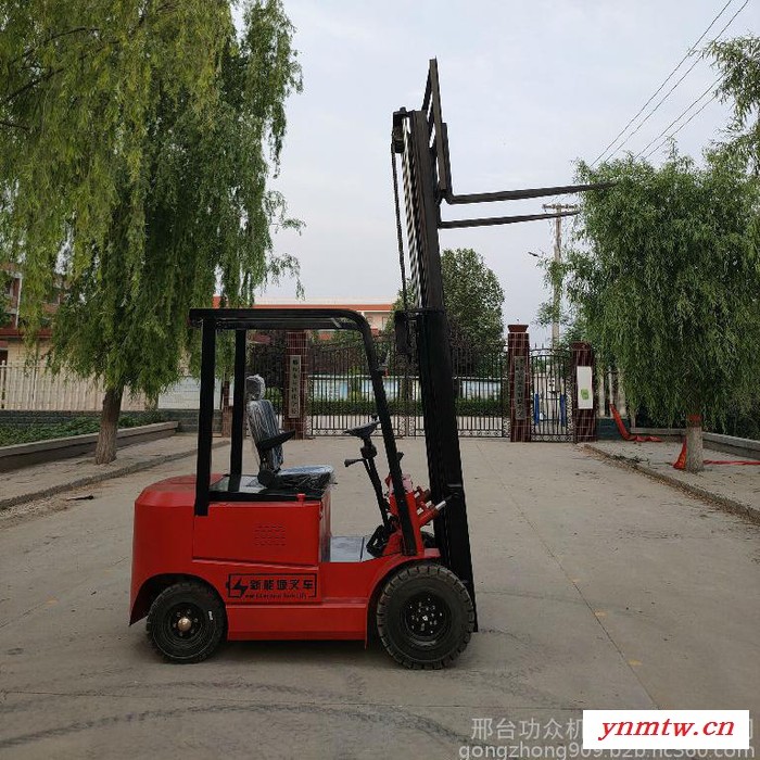 四轮电动叉车 新能源电动叉车**图7