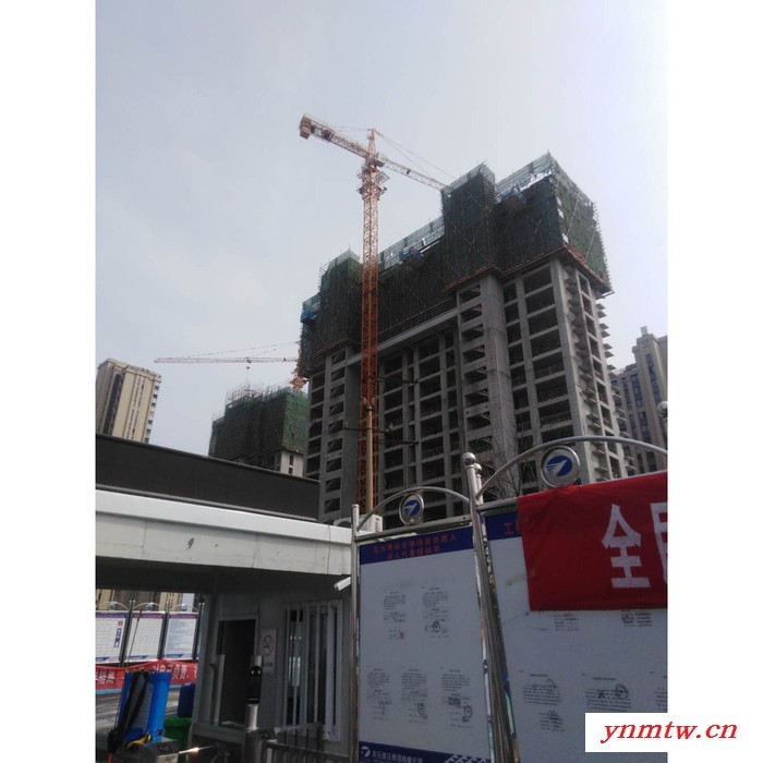 山东塔式起重机 出口型塔机 塔吊 **