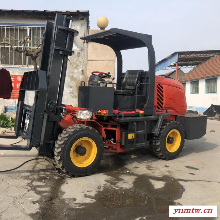凯大NYC30 装载机改装叉车山东凯大叉车、仓库叉车。图6