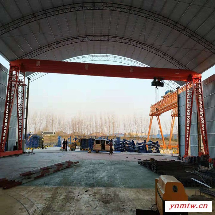 龙门吊5吨 龙门吊10吨 仓库装载货物用门式起重机  门式起重机图3