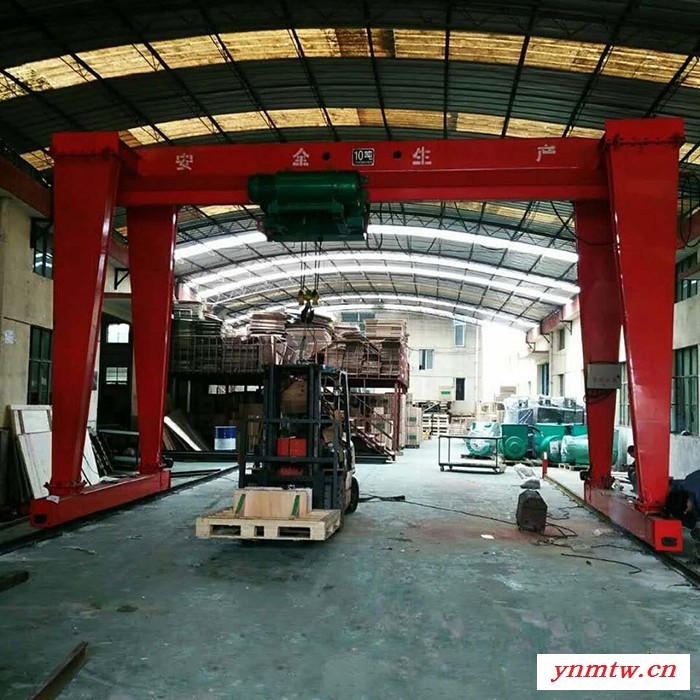 龙门吊5吨 龙门吊10吨 仓库装载货物用门式起重机  门式起重机图2