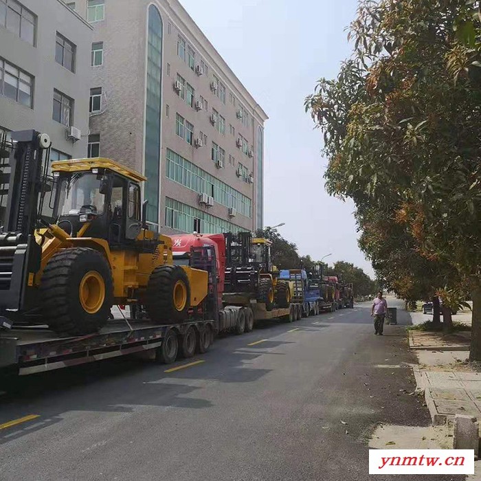福大机械 20吨越野叉车 FDM8200T  20吨叉车 四驱越野叉车 欢迎来电咨询图5
