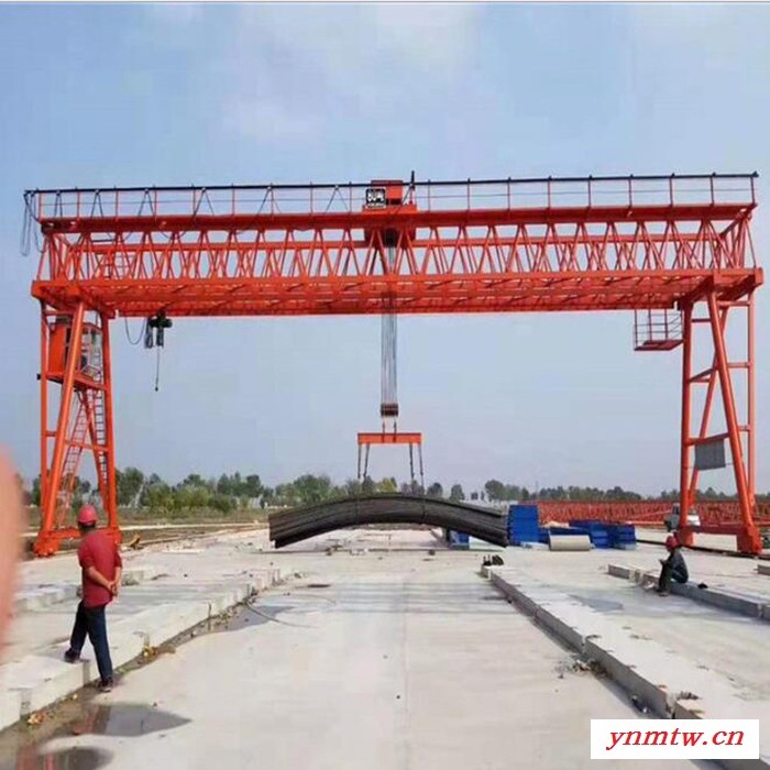 提梁机 规格型号齐全 提梁起重机质量保障 制梁场提梁机 架桥机图1