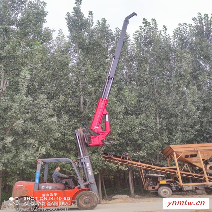 全型号叉车自臂吊 液压叉车飞臂吊 9.2米加重版型叉车起重吊臂图2