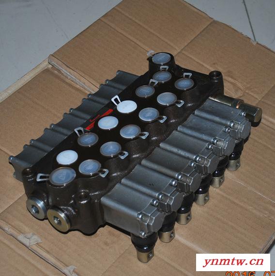 随车起重机液压多路阀（DCV40-6整体）
