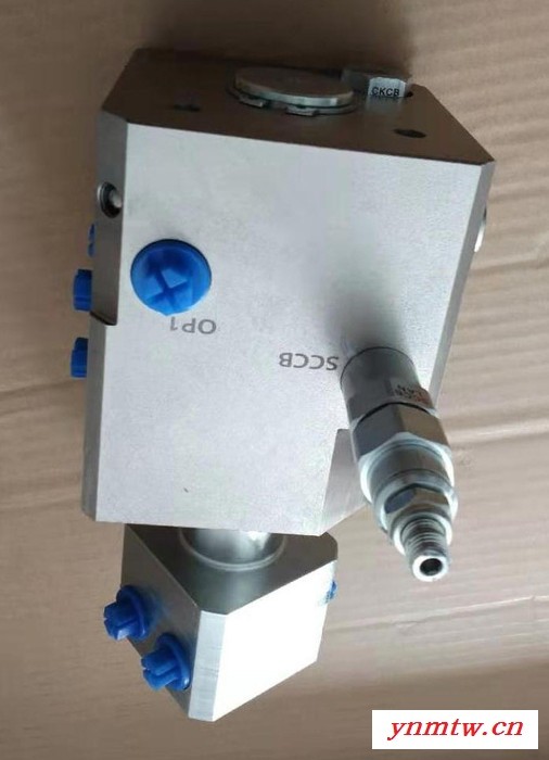 叉车属具嘉亿通旋转推出器 叉车旋转推出器 旋转叉车属具袋装托盘翻转推出器图1