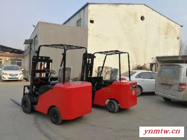 小型电动叉车1吨1.5吨2吨 充电叉车液压助力叉车 四轮座驾式叉车 举高可定制 ** 欢迎来电咨询 充电叉车图5