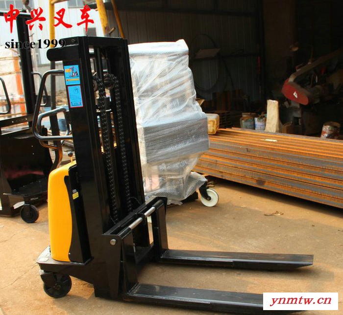 1.5吨2米半电动堆高车 电动叉车1.5吨 半电动叉车图3