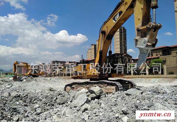 卡特彼勒工程机械配件CAT374D挖掘机用大型单勾裂土器、松土器图2