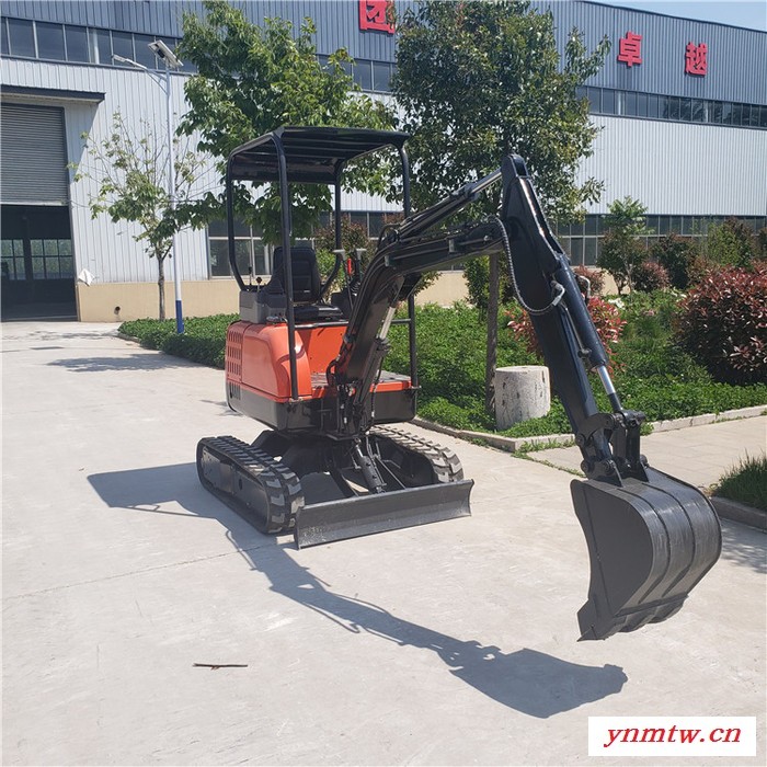 中路 18型挖掘机 小型挖掘机 挖掘机厂家 面议图2