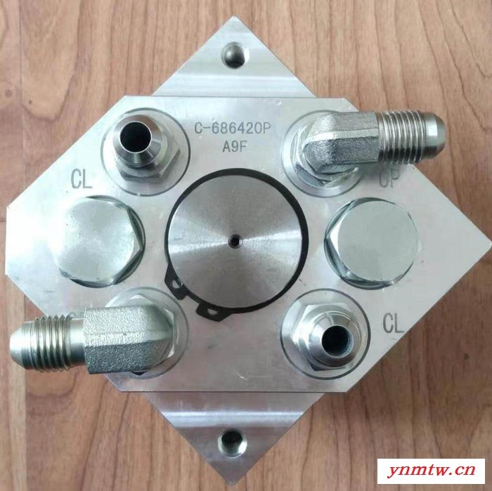嘉亿通 安特叉车属具 旋转叉夹 旋转软包夹阀体 配油阀 叉车属具配件图7