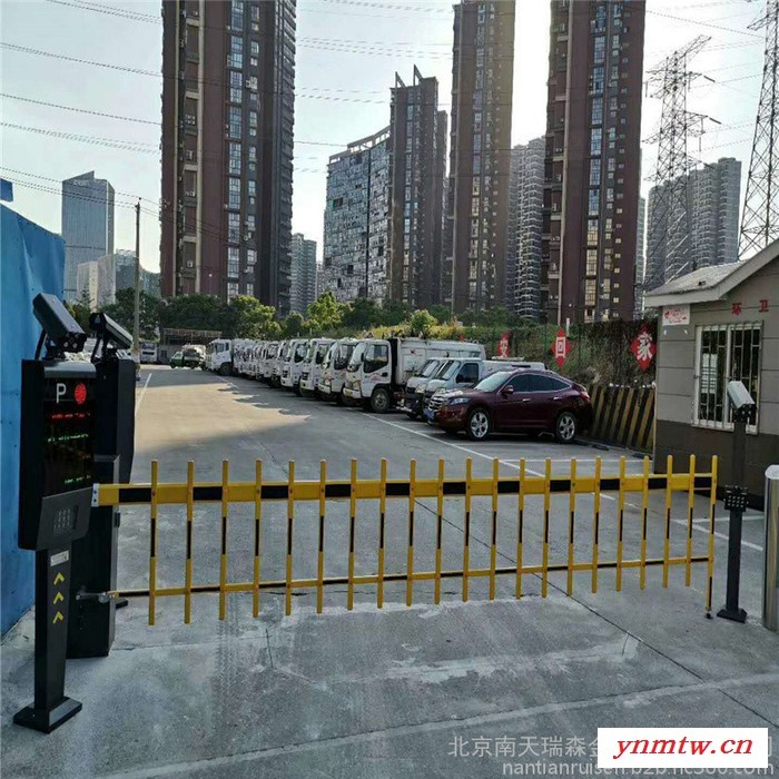 远距离读卡系统厂家 南天瑞森 智能停车场控制系统价格 车牌识别广告道闸一体机 改造升级图6
