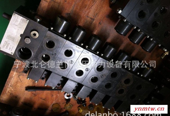 佳木斯 三一 北方 石家庄煤矿EBZ掘进采煤机用多路换向阀维图2