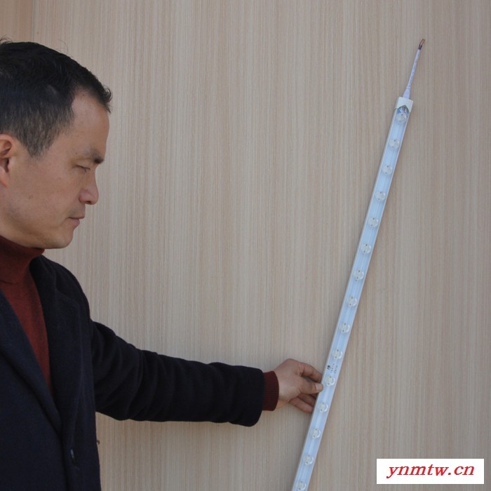 太阳能发电系统由太阳能板蓄电池和控制器组成适用于照明供电图3