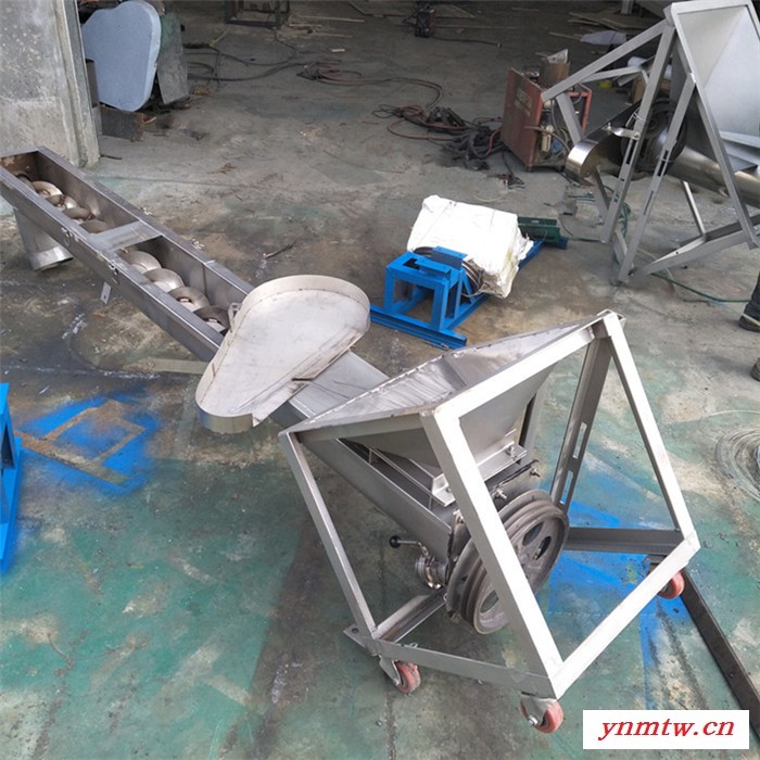 移动式100型皮带输送机 吉林爬坡移动输送机 粮食装卸输送带图6