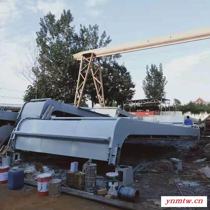 河北清污机价格   不锈钢格栅清污机  皮带输送机  回转式清污机   移动抓斗清污机图6